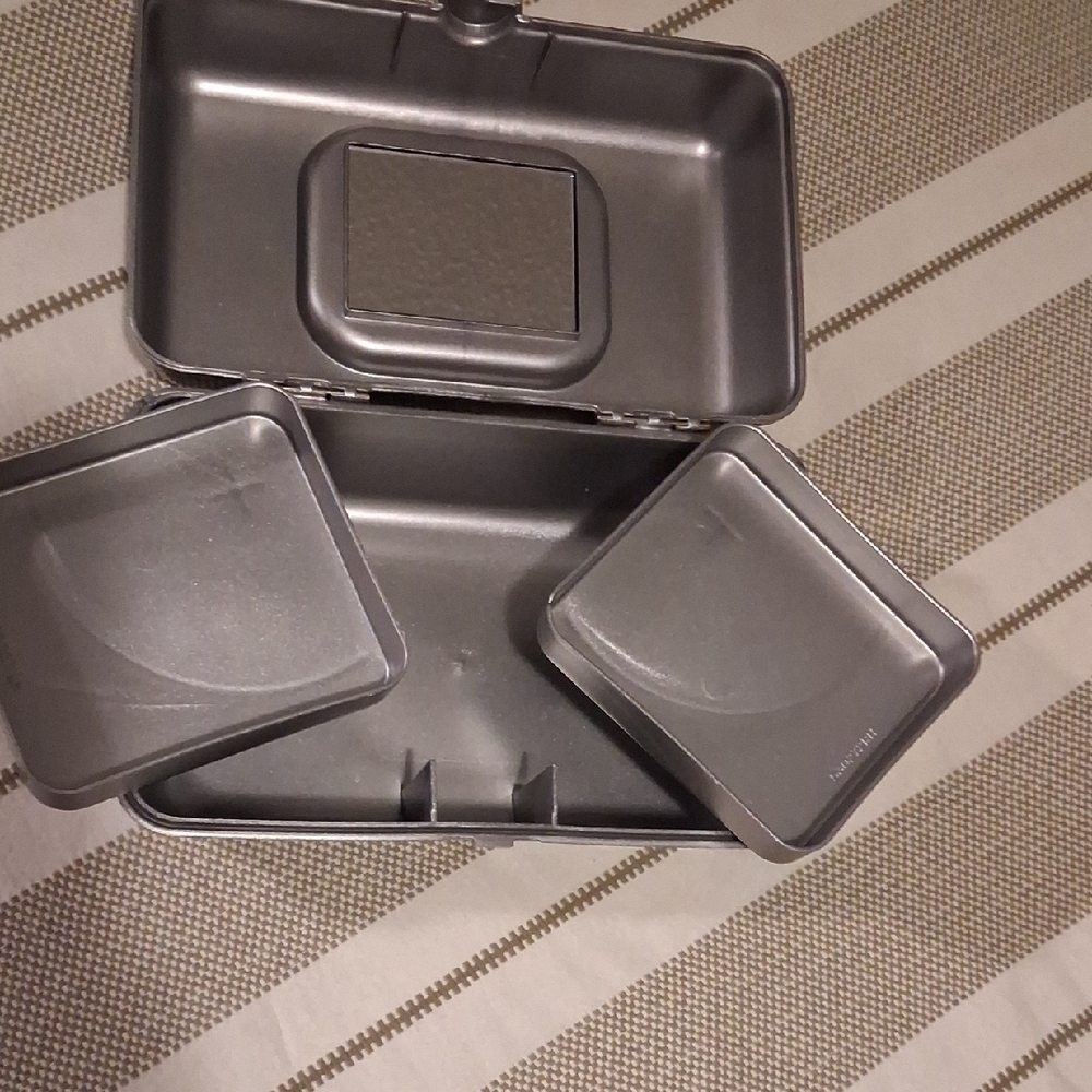 Silver Metal Storage Box - Picture 3 of 3